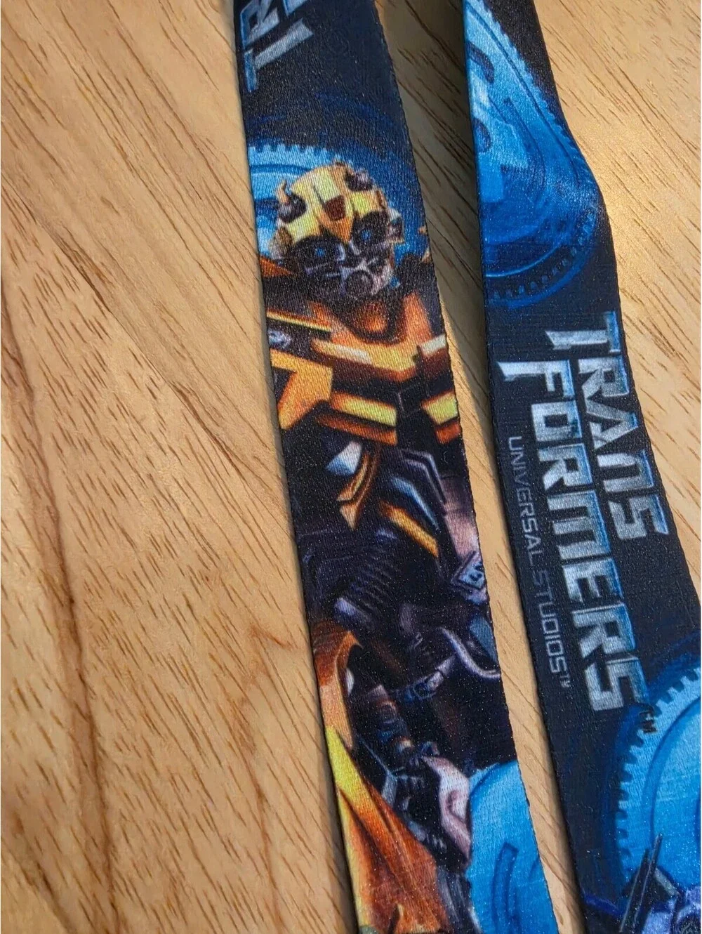 Universal Studios Transformers Clip Lanyard With Clear Plastic Pouch